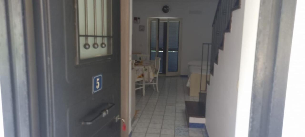 Brigida'S Apartments Ýpsos Exterior foto